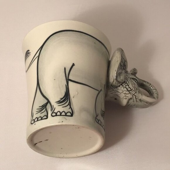 ELEPHANT handle  coffee / tea mug - Picture 3 of 5